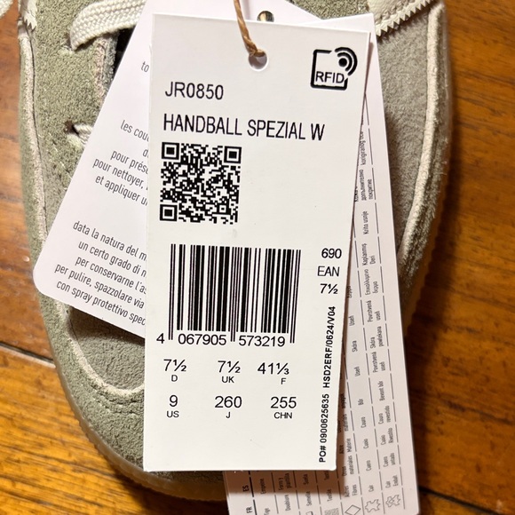 Adidas Samba Taupe and Cream Sneakers - Picture 2 of 4